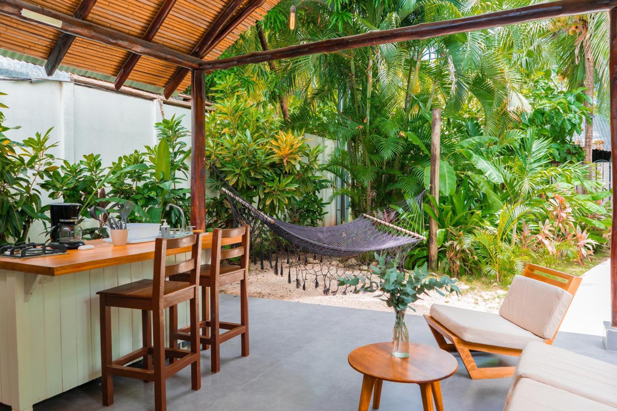 Banana Beach Bungalows Playa Santa Teresa  Esterno foto